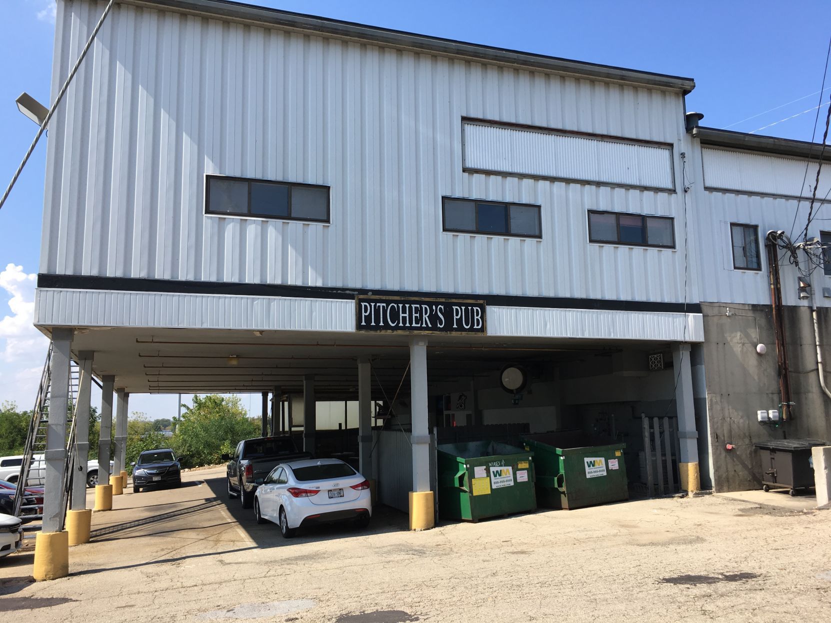 Pitcher's Pub